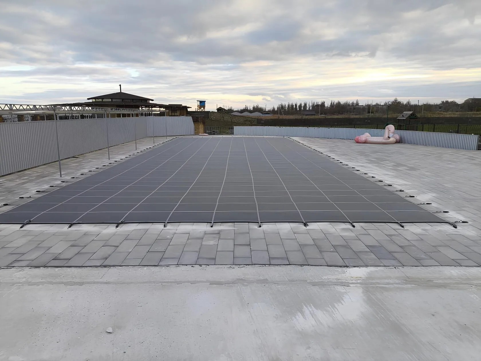 Защитное покрывало для бассейна в Ессентуках